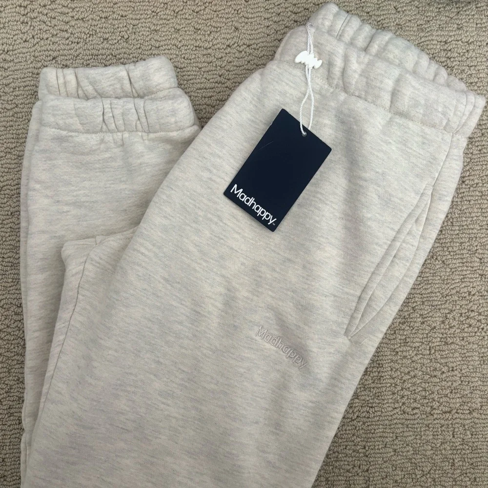 Madhappy Sweatpants classic fleece - Picture 1 of 3